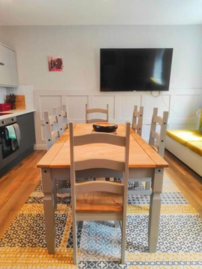 Chelsea 2 bedroom promenade apartment